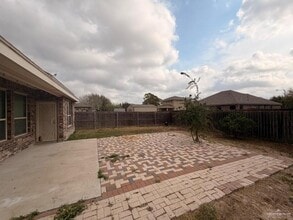 5 Bunting Ln in Mission, TX - Building Photo - Building Photo