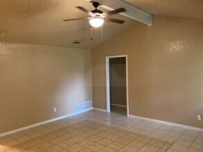 1805 Galaxy Dr in Killeen, TX - Foto de edificio - Building Photo