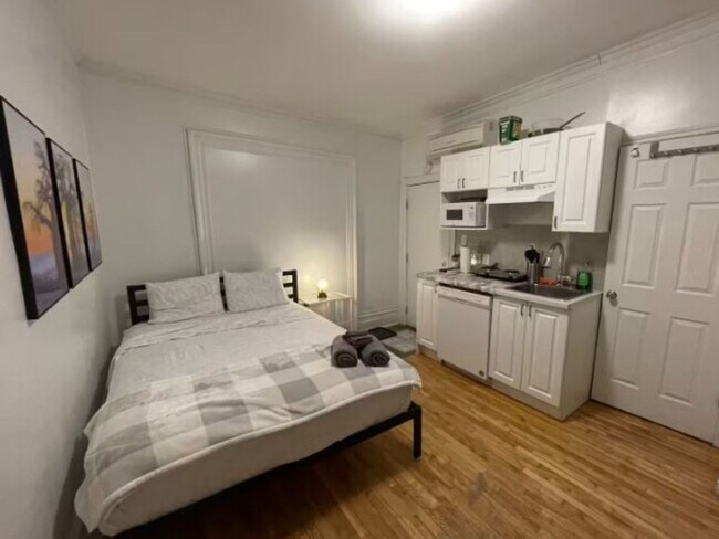 4072 R. Drolet in Montréal, QC - Building Photo - Building Photo