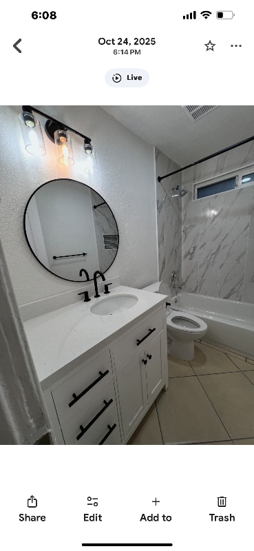 16390 Smoke Tree St in Hesperia, CA - Building Photo - Building Photo