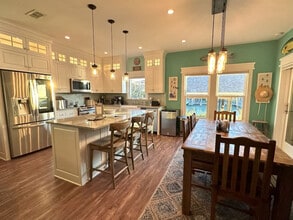 1113 Pompano Ave in Port Isabel, TX - Building Photo - Building Photo