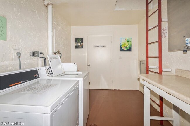 property at 190 Turtle Lake Ct