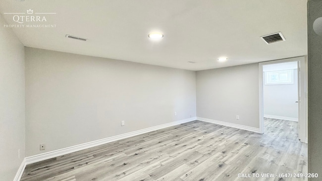 746 Phillip Murray Av in Oshawa, ON - Building Photo - Building Photo