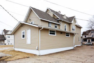 2915 Brattleboro Ave in Des Moines, IA - Foto de edificio - Building Photo