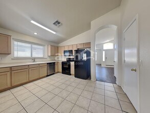 11436 E Pronghorn Ave in Mesa, AZ - Building Photo - Building Photo