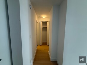 East 39th Street in New York, NY - Building Photo - Building Photo