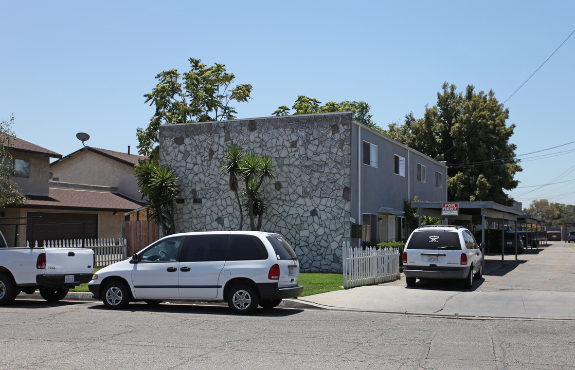 11446 Basye St in El Monte, CA - Building Photo