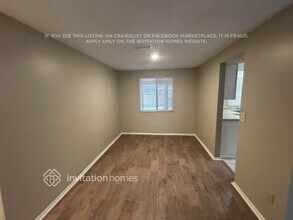 703 Redondo Dr in Brandon, FL - Building Photo - Building Photo