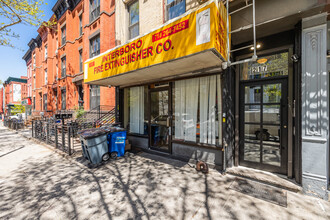 217 Lewis Ave in Brooklyn, NY - Building Photo - Building Photo