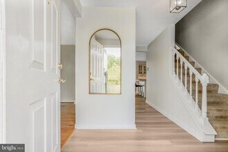 10264 Wayover Way in Columbia, MD - Building Photo - Building Photo