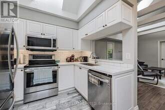 213 Langley Ave in Toronto, ON - Building Photo - Building Photo