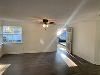 333 15th Ave S, Unit A photo'