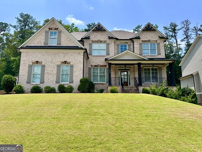 property at 4005 Matty Dr NE