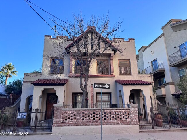 property at 21 E Corral St
