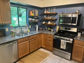 3402 NW 2nd St in Gainesville, FL - Building Photo - Building Photo