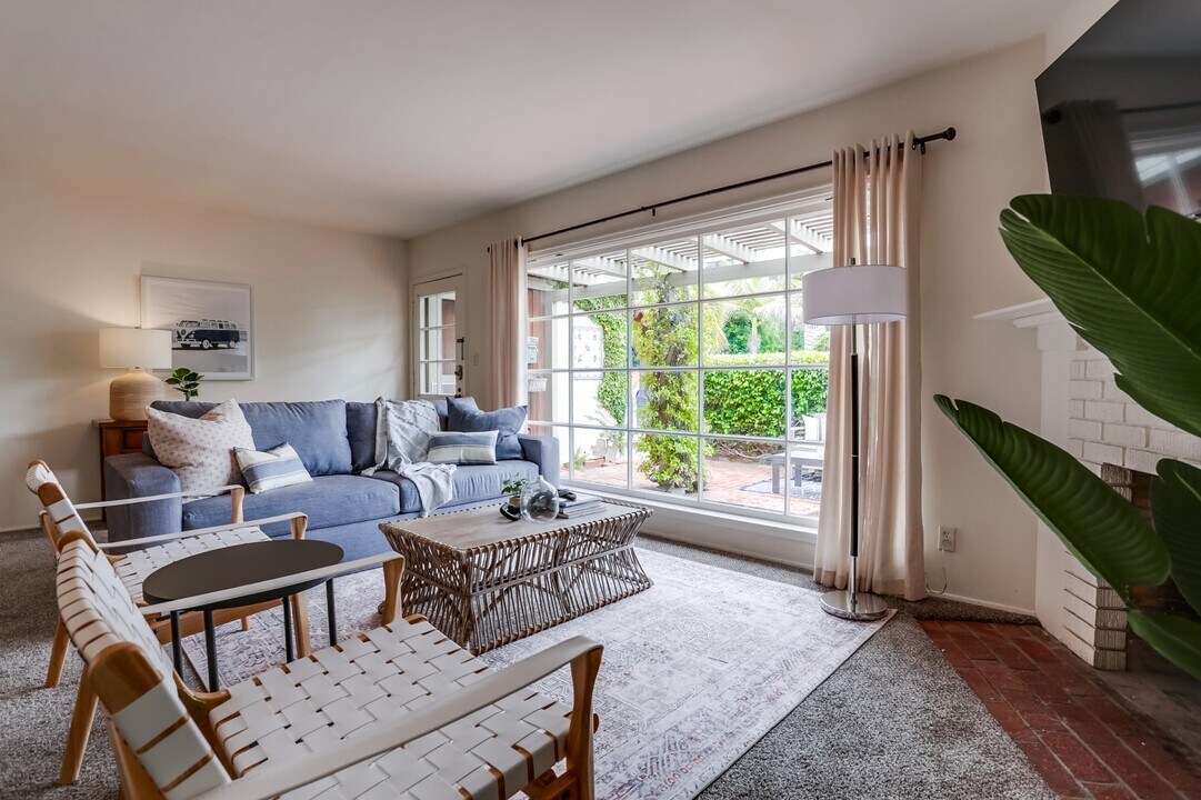 338 Gravilla St in San Diego, CA - Building Photo
