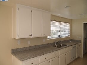 515 Rolling Hills Ln in Danville, CA - Building Photo - Building Photo