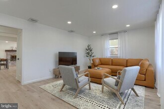 137 Apple Ln in Hershey, PA - Building Photo - Building Photo