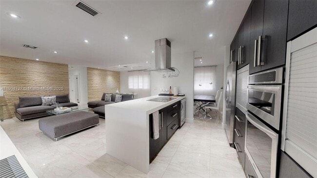 10805 SW 156th Terrace in Miami, FL - Building Photo - Building Photo