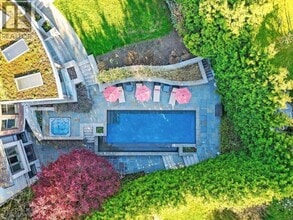 8112 Government Rd in Burnaby, BC - Building Photo - Building Photo
