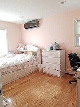 5 Jeffrey Ct in Syosset, NY - Foto de edificio - Building Photo