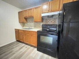 175 Loudon Rd in Concord, NH - Building Photo