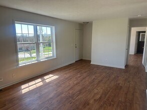 11 Crestview Ln in Fair Grove, MO - Building Photo - Building Photo