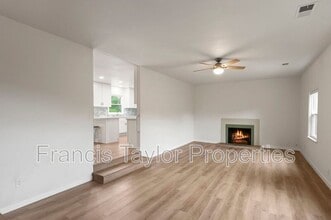 10204 Lake Meadow Ln in Escondido, CA - Building Photo - Building Photo