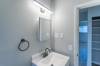 Valley Hill in Cincinnati, OH - Building Photo - Interior Photo