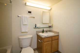 McKinley Tower Apartments in Anchorage, AK - Building Photo - Interior Photo