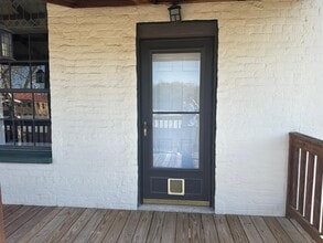 519 Spring St in Columbus, TX - Building Photo - Building Photo