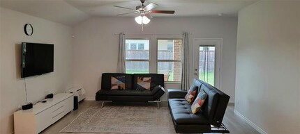 6421 Farndon Dr in Aubrey, TX - Foto de edificio - Building Photo