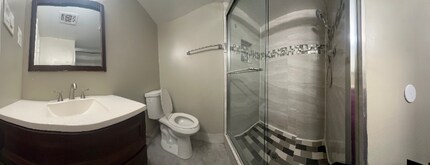 8xxx Barrett Rd in Fort Washington, MD - Foto de edificio - Building Photo