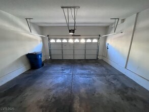 8941 Mt Baker Ct in Las Vegas, NV - Building Photo - Building Photo