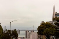 1703 Jones St in San Francisco, CA - Foto de edificio - Building Photo