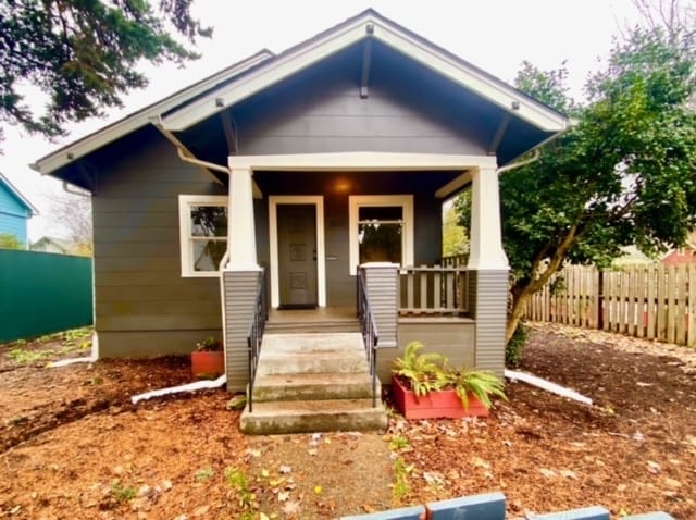 8236 N Olympia St in Portland, OR - Building Photo - Building Photo