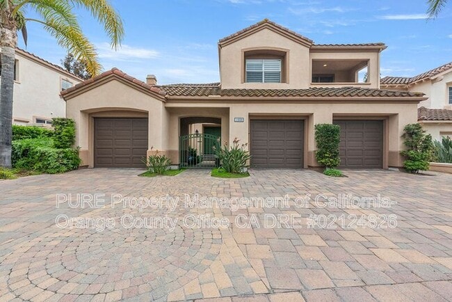 property at 11930 N Riviera