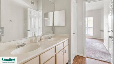 11144 Fuqua St, Unit 727 in Houston, TX - Building Photo - Building Photo