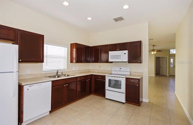 2111 Conifer Ave in Winter Park, FL - Building Photo - Building Photo