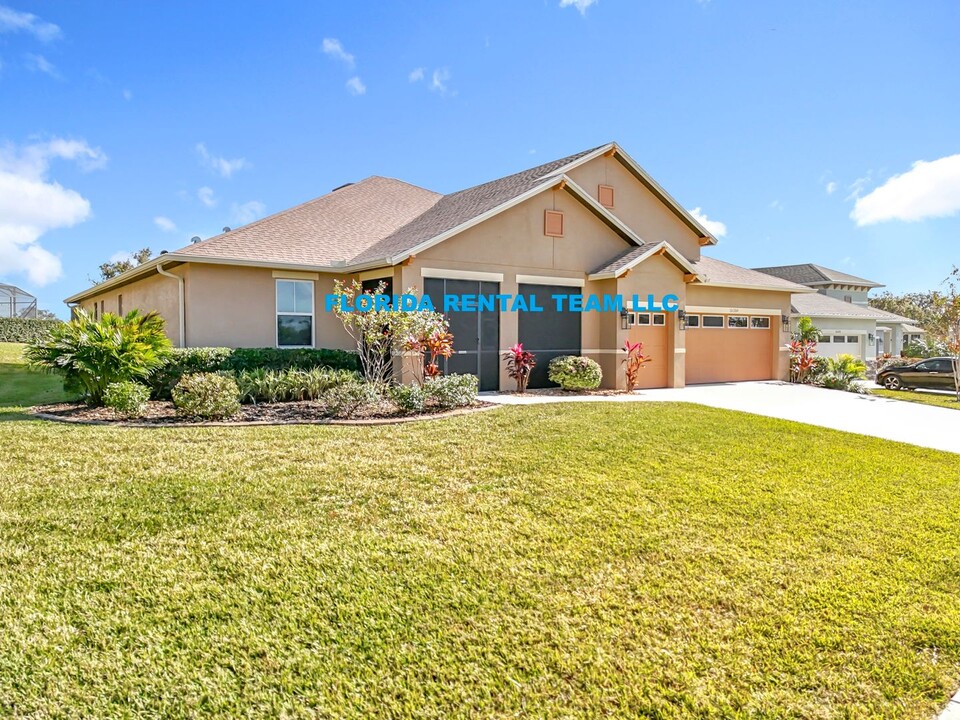 16304 Spring View Ct in Clermont, FL - Building Photo