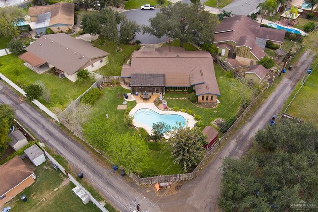 22 W Esperanza Ave in McAllen, TX - Building Photo - Building Photo