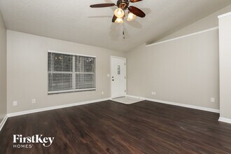 2007 Juniper Dr in Edgewater, FL - Building Photo - Building Photo