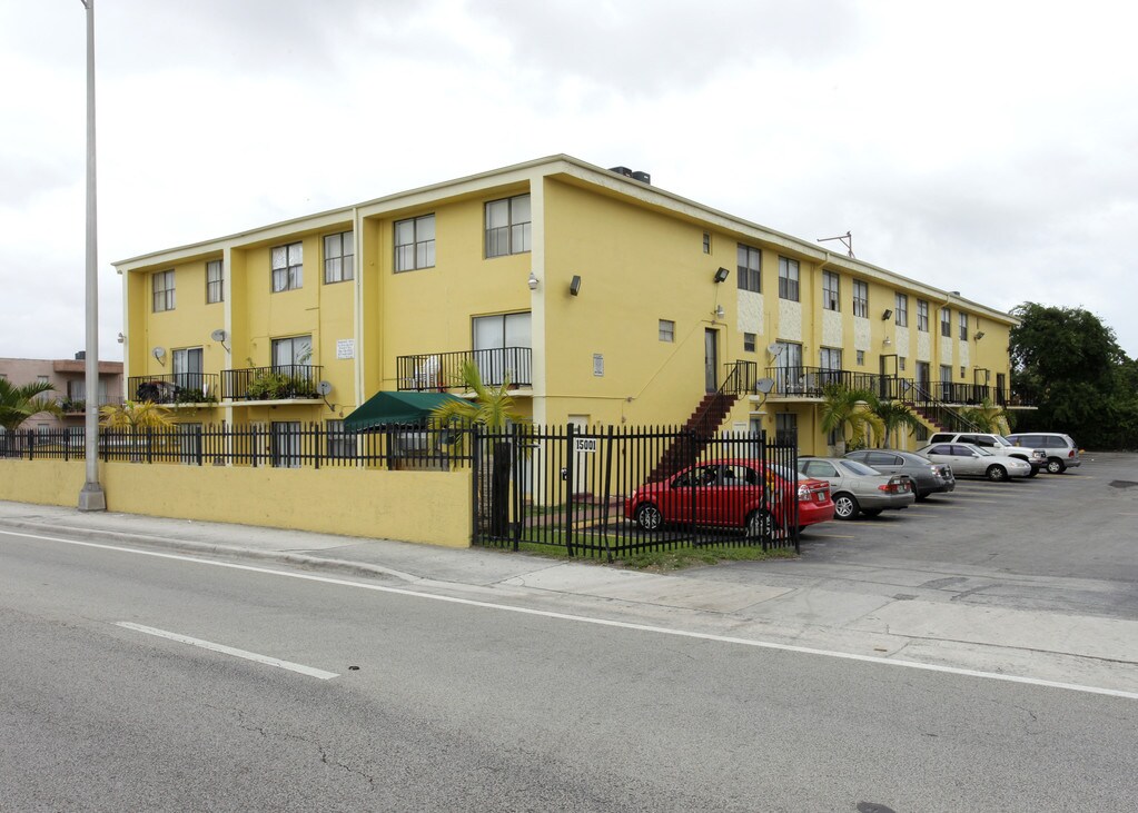 Sunnyside Apartments North Miami, FL Apartments For Rent