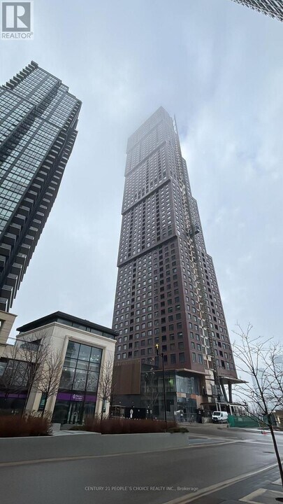 2920 Hwy 7 in Vaughan, ON - Building Photo