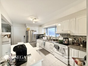 36 Doerr Rd in Toronto, ON - Building Photo - Building Photo