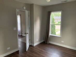 825 Albert Ave in Sycamore, IL - Building Photo - Building Photo