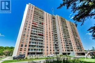 665 Bathgate Dr in Ottawa, ON - Building Photo