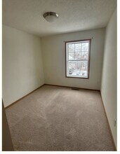 3035 Cutters Grove Ave in Anoka, MN - Building Photo - Building Photo