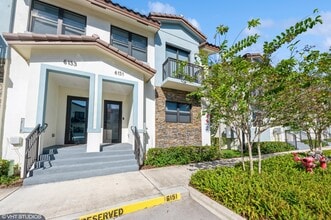 6151 SW 36th Ct in Miramar, FL - Building Photo - Building Photo