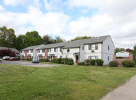 Little River Crossing Apartments in Westfield, MA - Building Photo - Building Photo